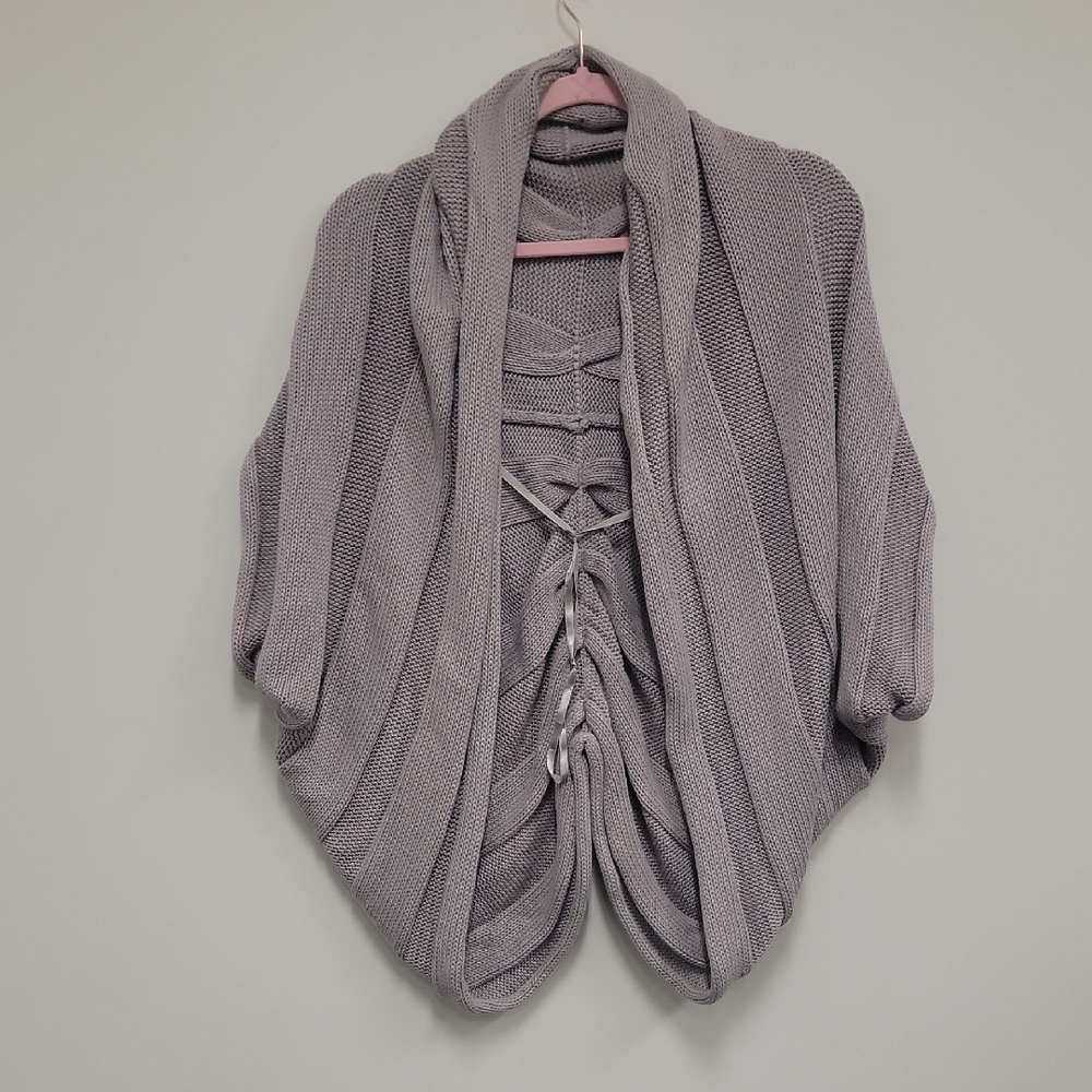 New York & Company Soft Gray Women's Poncho